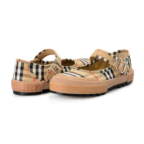 burberry outlet θεσσαλονικη|Burberry flat shoes outlet.